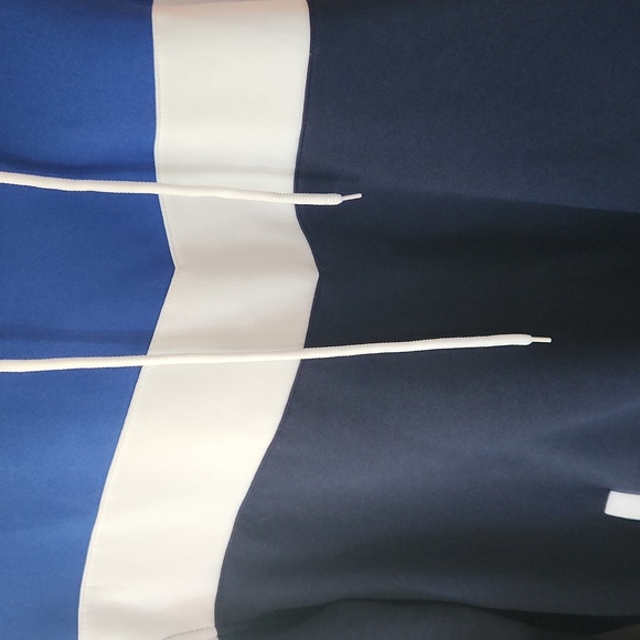 Mooncolour Amazon Brand Super Soft Hoodie Sweatshirt - Picture 2 of 4